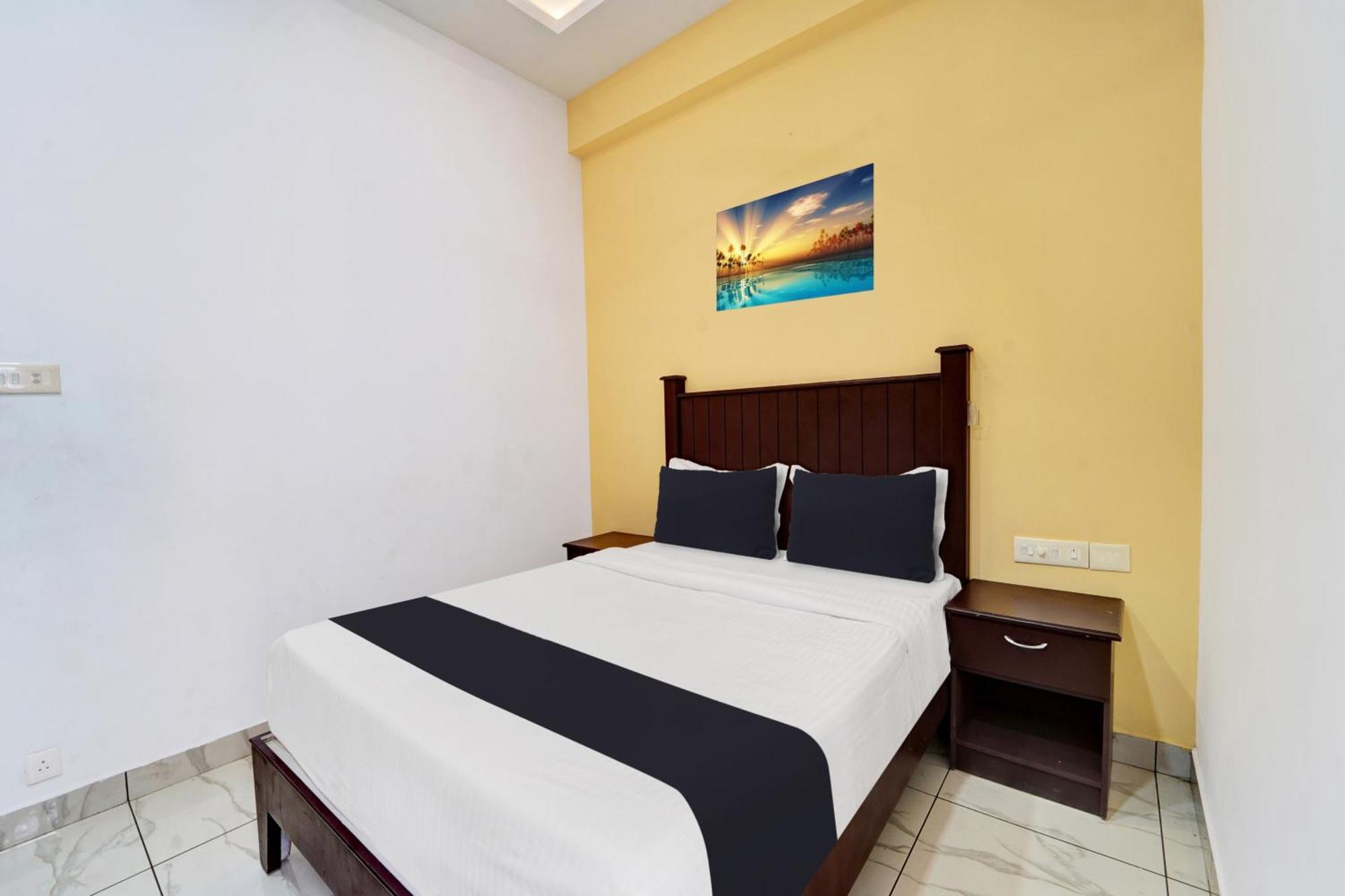 Super Collection O Calvathy Road Near Fort Kochi Экстерьер фото